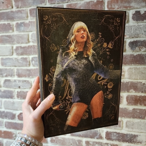 Taylor Swift Reputation Inspired Keepsake Box - Picture 5 of 8
